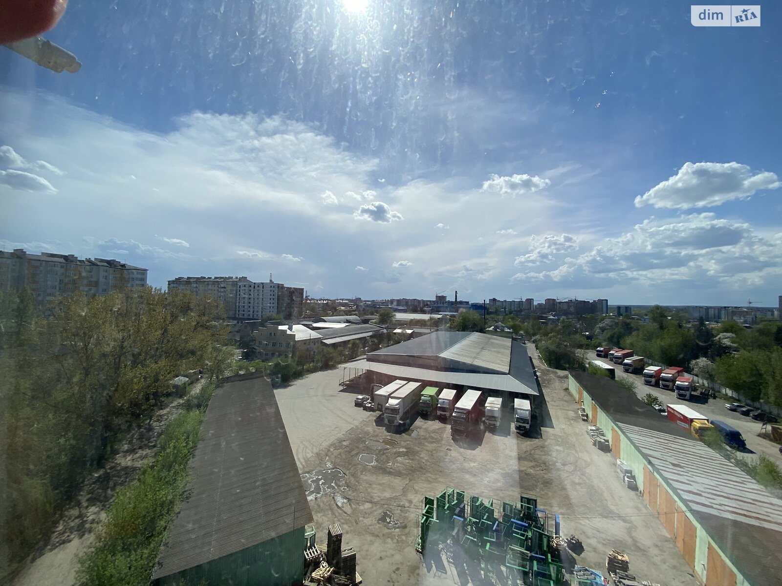 Продажа трехкомнатной квартиры в Ивано-Франковске, на ул. Хмельницкого Богдана 57, район Софиевка фото 1 Продажа трехкомнатной квартиры в Ивано-Франковске, на ул. Хмельницкого Богдана 57, район Софиевка фото 1