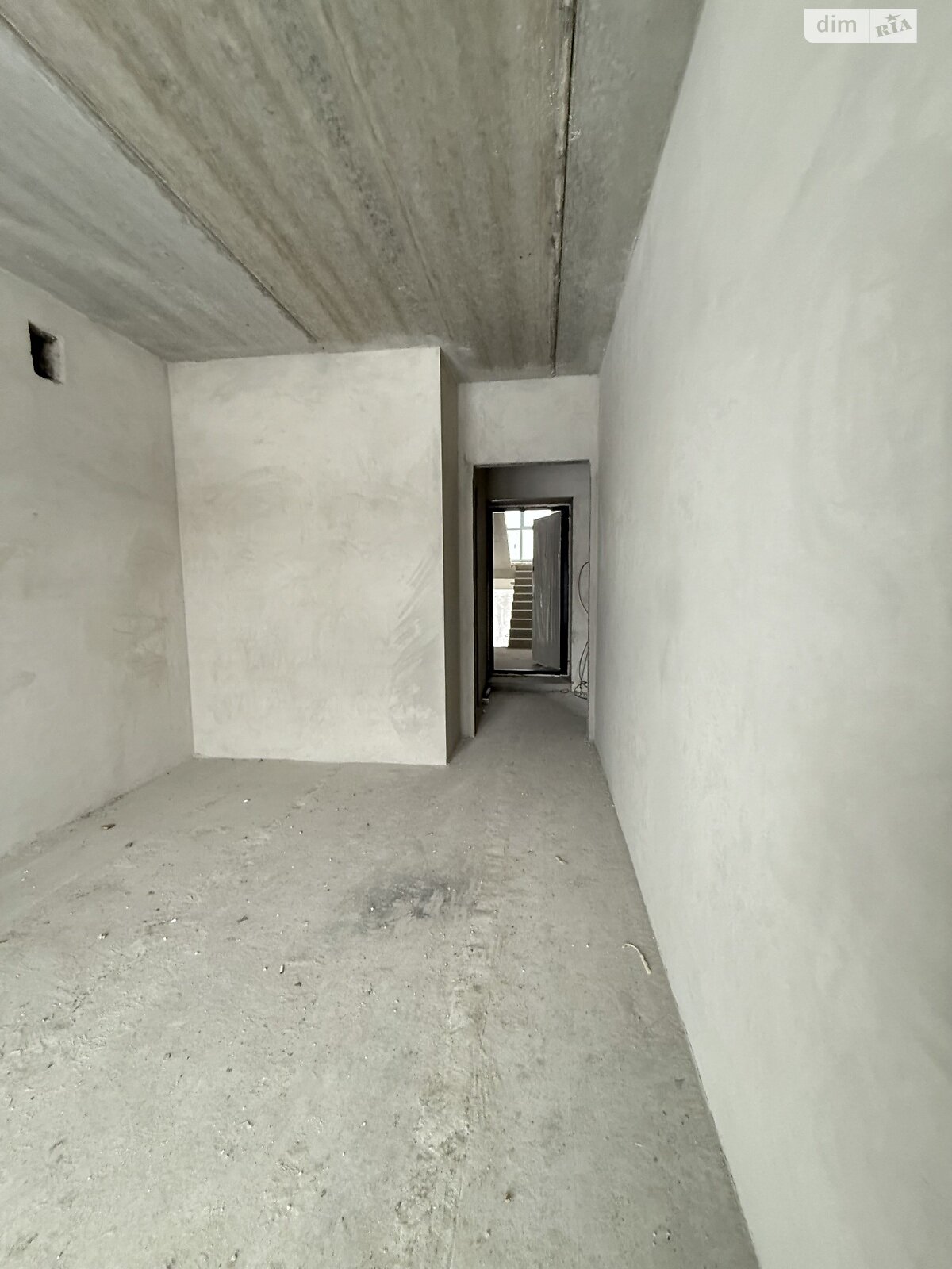 Продажа однокомнатной квартиры в Ивано-Франковске, на ул. Коммунальная, район undefined фото 1