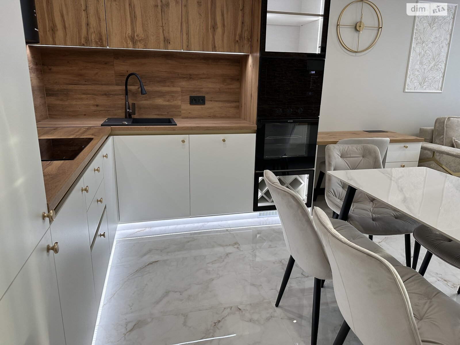 Продажа двухкомнатной квартиры в Ивано-Франковске, на ул. Вовчинецька 223А, район undefined фото 1 Продажа двухкомнатной квартиры в Ивано-Франковске, на ул. Вовчинецька 223А, район undefined фото 1