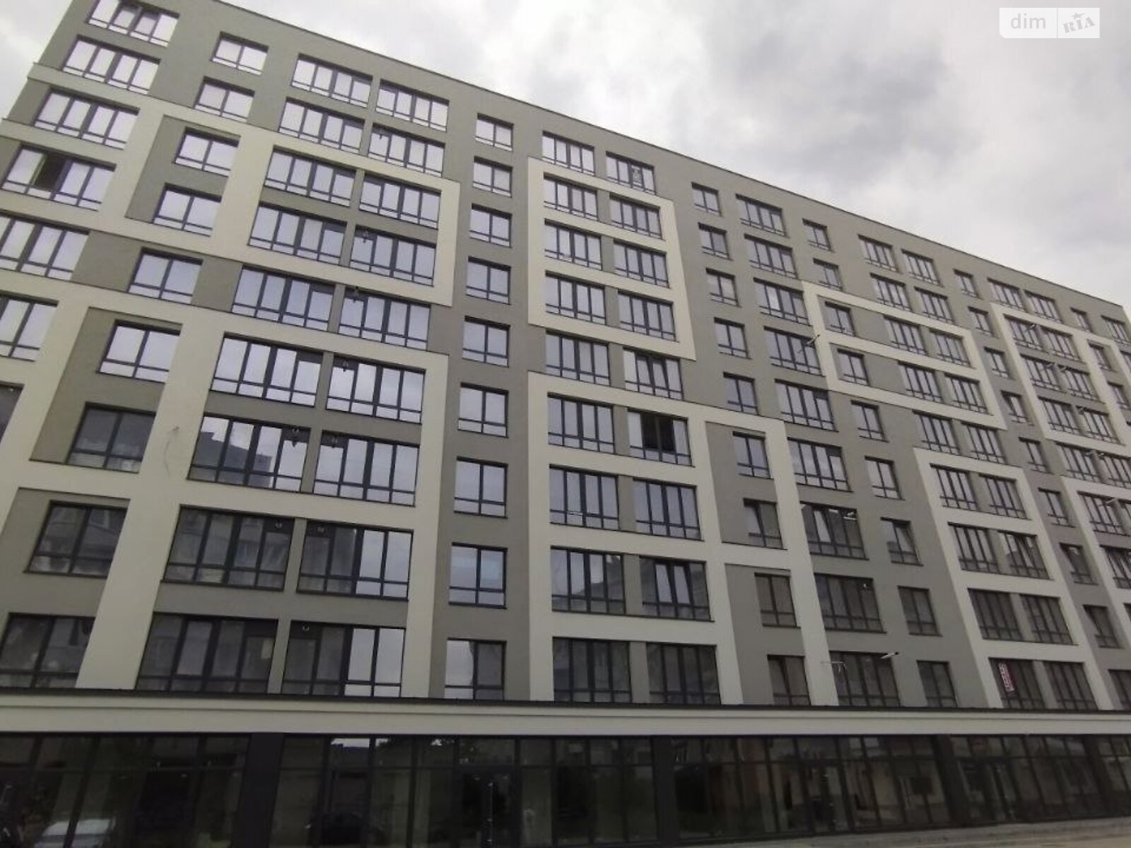 Продаж двокімнатної квартири в Івано-Франківську, на вул. Молодіжна 26, кв. 15, район Будівельників фото 1 Продаж двокімнатної квартири в Івано-Франківську, на вул. Молодіжна 26, кв. 15, район Будівельників фото 1