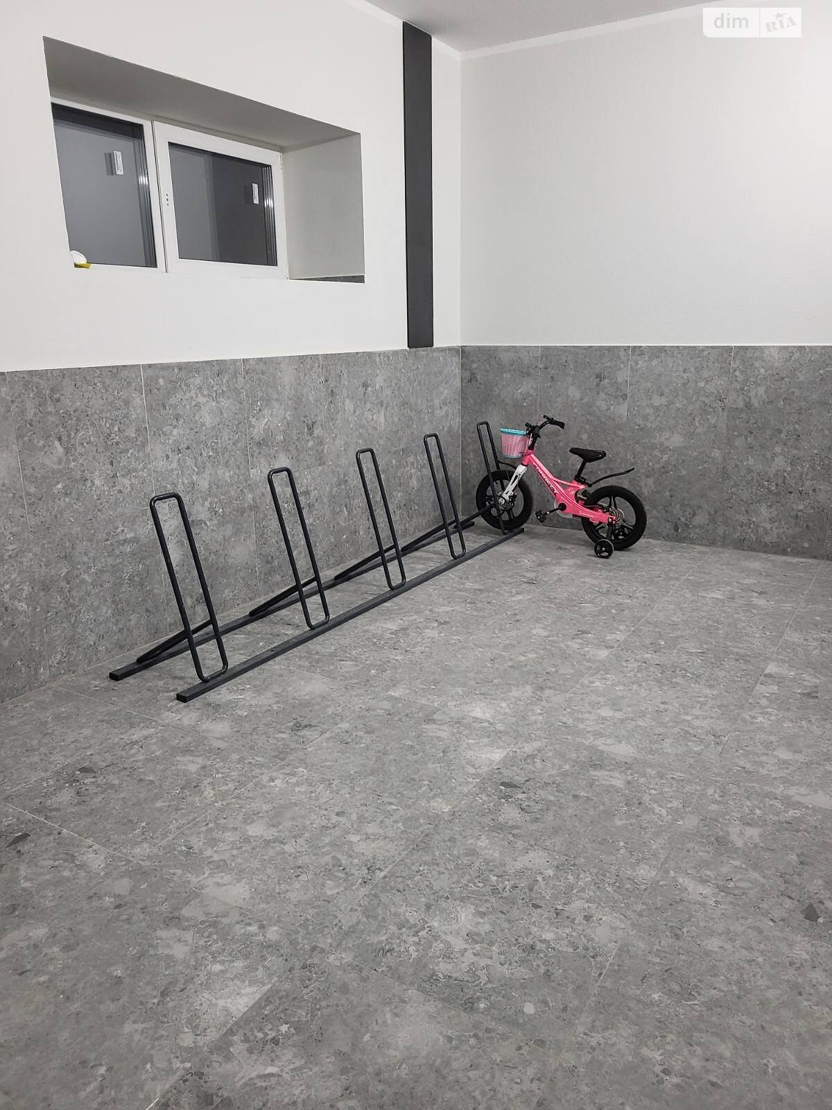 Продажа однокомнатной квартиры в Ивано-Франковске, на ул. Молодежная 53, кв. 10, район Строителей фото 1 Продажа однокомнатной квартиры в Ивано-Франковске, на ул. Молодежная 53, кв. 10, район Строителей фото 1