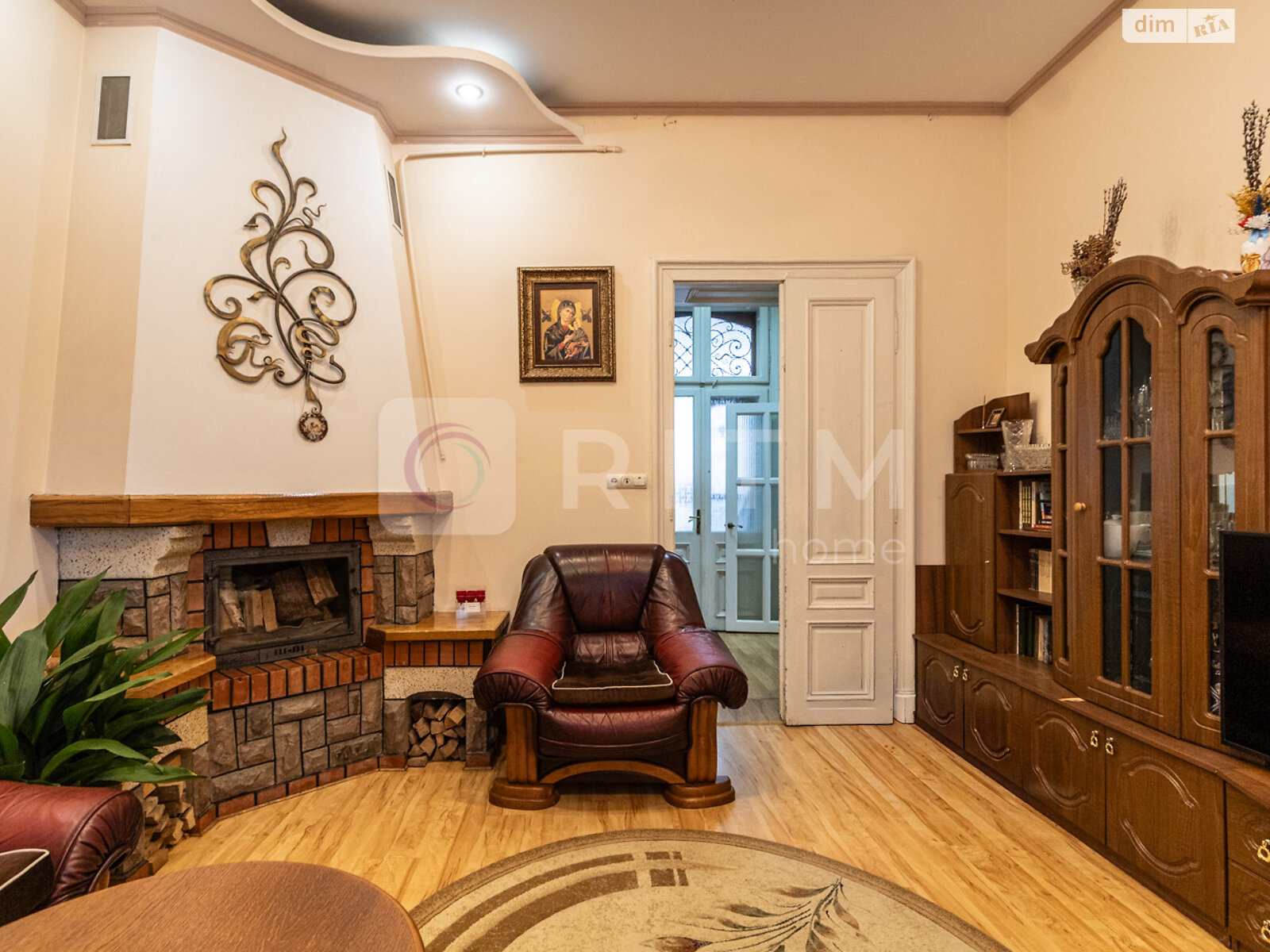 Продажа трехкомнатной квартиры в Ивано-Франковске, на ул. Тараса Шевченко 85, фото 1