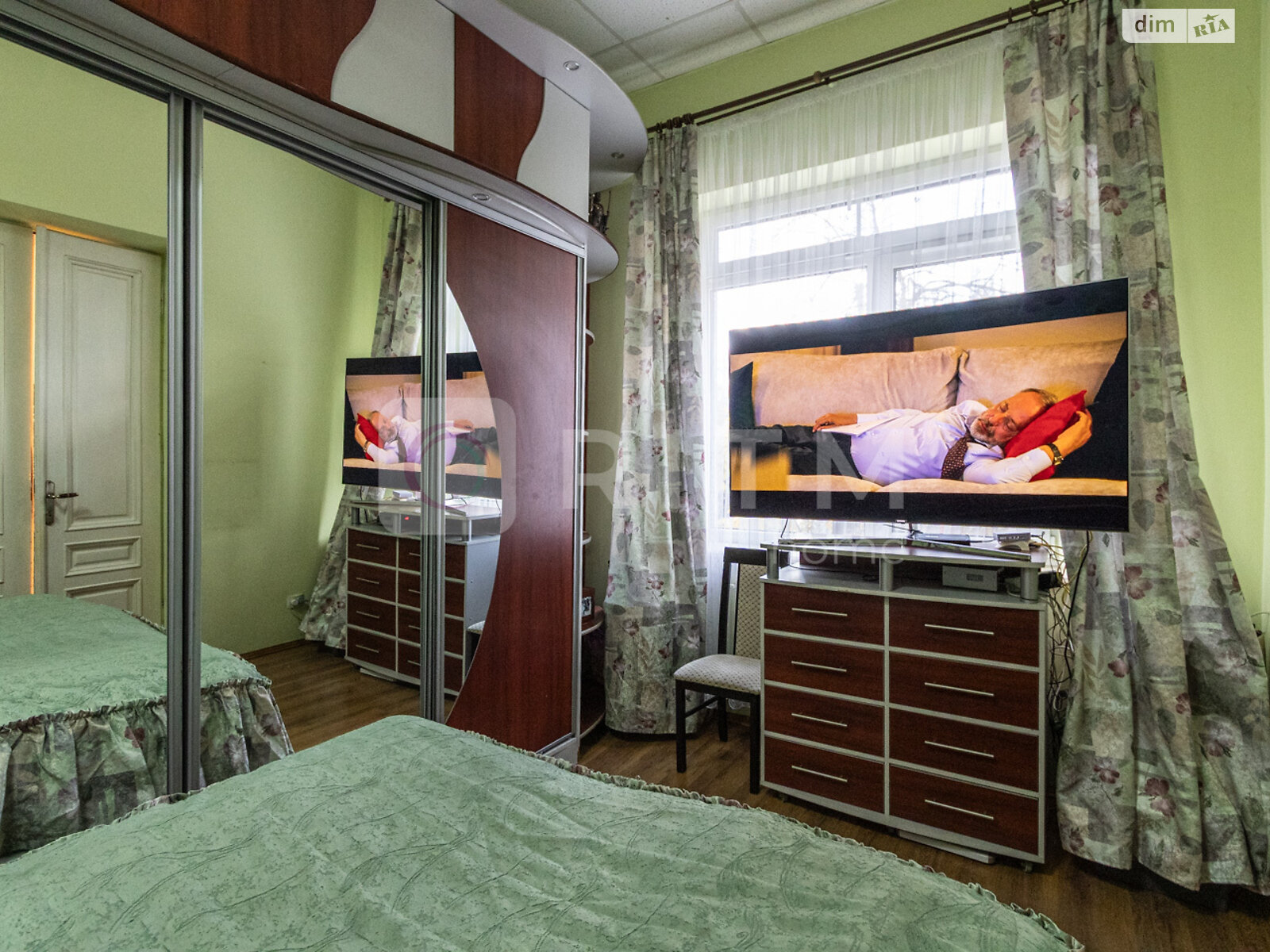 Продажа трехкомнатной квартиры в Ивано-Франковске, на ул. Тараса Шевченко 85, фото 1