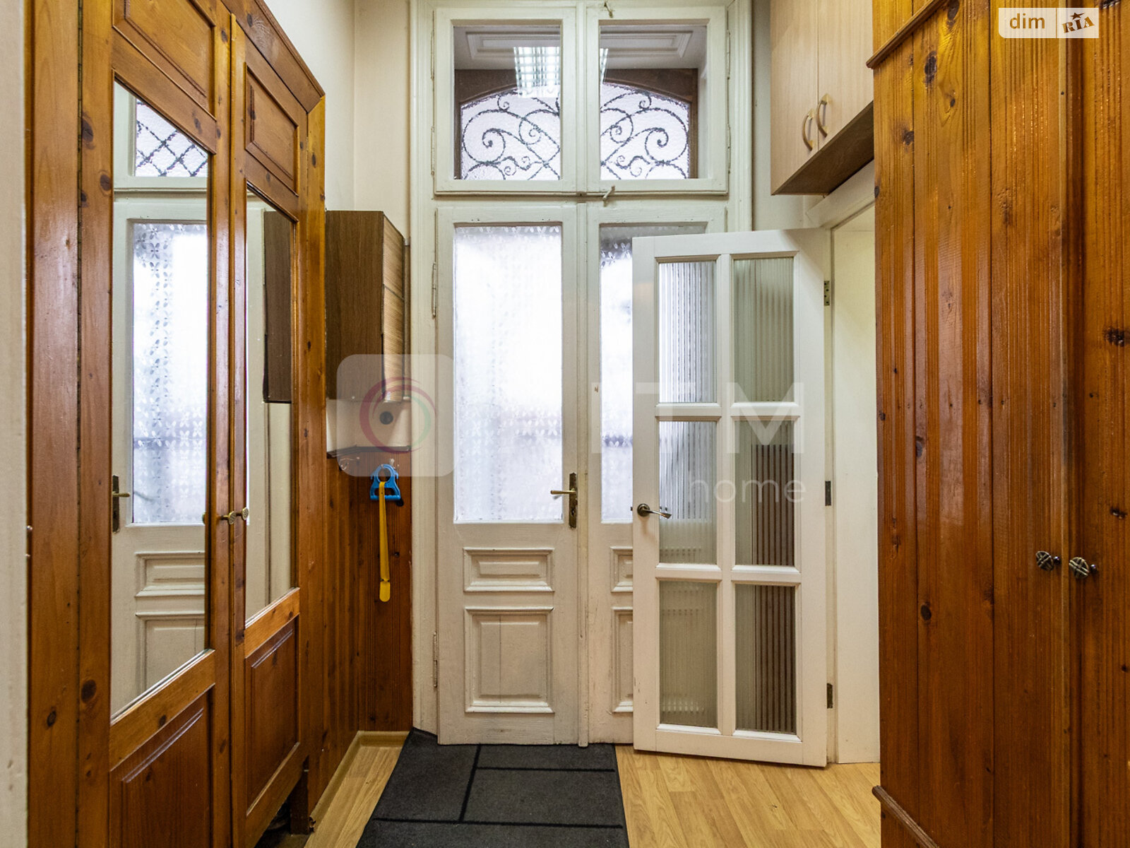 Продажа трехкомнатной квартиры в Ивано-Франковске, на ул. Тараса Шевченко 85, фото 1