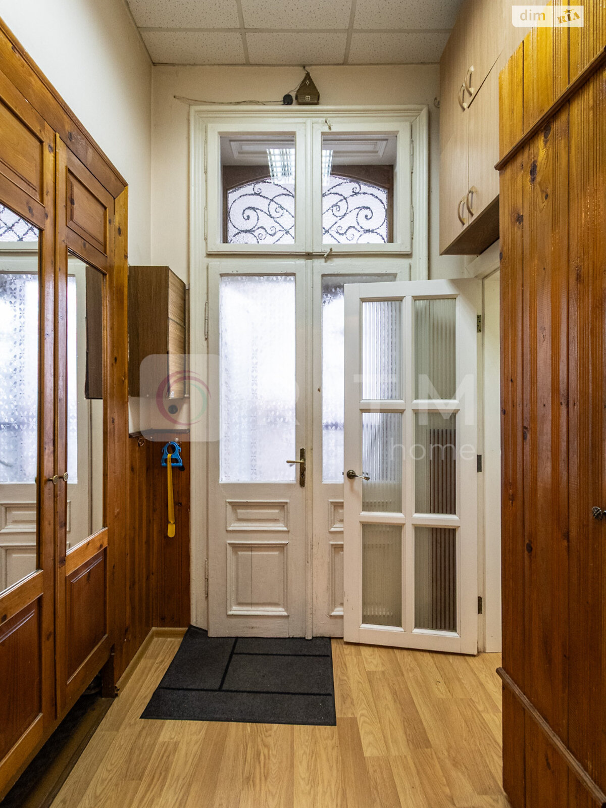 Продажа трехкомнатной квартиры в Ивано-Франковске, на ул. Тараса Шевченко 85, фото 1