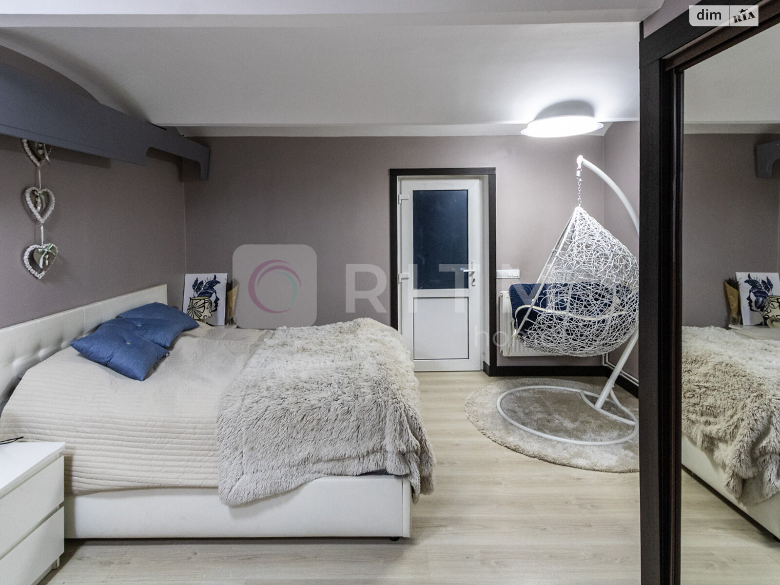 Продажа трехкомнатной квартиры в Ивано-Франковске, на ул. Тараса Шевченко 85, фото 1