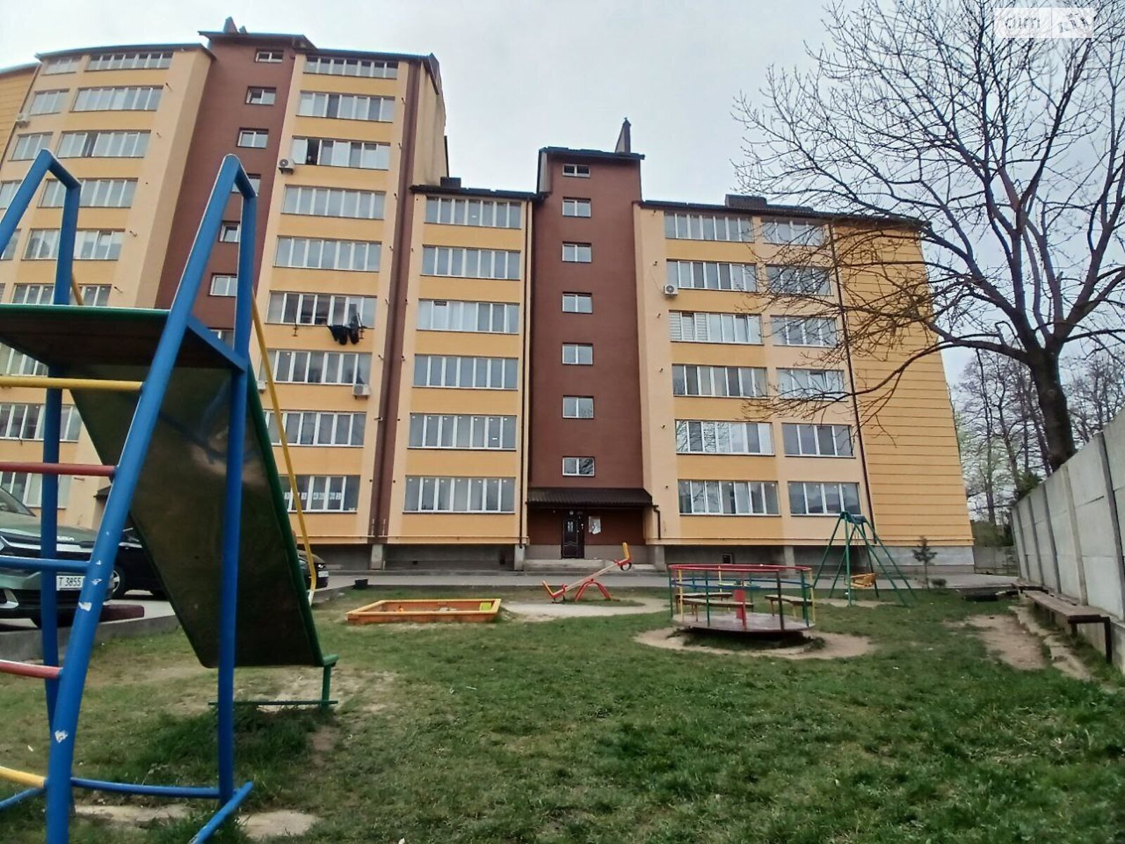 Продаж двокімнатної квартири в Угорниках, на вул. Тисменицька 307А, фото 1