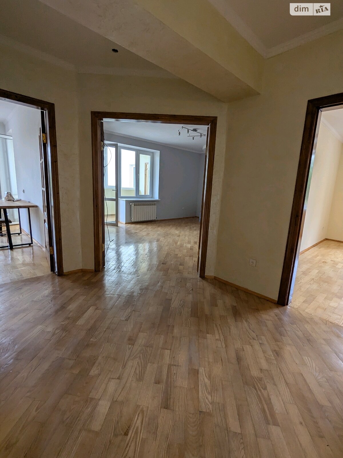 Продажа двухкомнатной квартиры в Ивано-Франковске, на ул. Троллейбусная 26, фото 1 Продажа двухкомнатной квартиры в Ивано-Франковске, на ул. Троллейбусная 26, фото 1