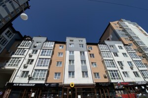 Продаж однокімнатної квартири в Івано-Франківську, на вул. Андрія Мельника 10/8, район Центр фото 2