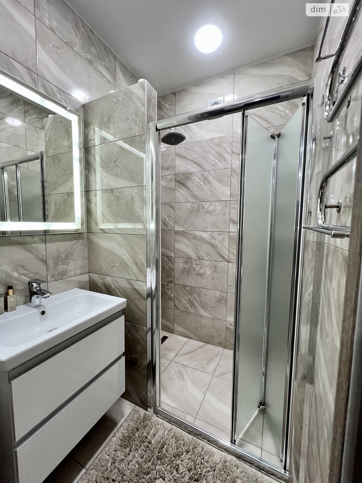 Продажа двухкомнатной квартиры в Ивано-Франковске, на ул. Андрея Мельника, район Центр фото 1