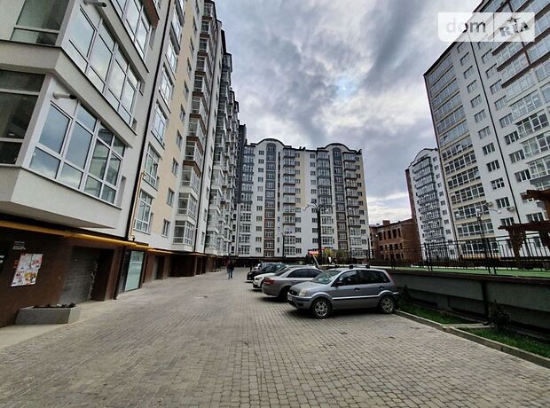 Продаж двокімнатної квартири в Івано-Франківську на вул. Бандери Степана район Центр фото 1 Продаж двокімнатної квартири в Івано-Франківську на вул. Бандери Степана район Центр фото 1