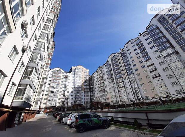 Продаж двокімнатної квартири в Івано-Франківську на вул. Бандери Степана район Центр фото 1 Продаж двокімнатної квартири в Івано-Франківську на вул. Бандери Степана район Центр фото 1