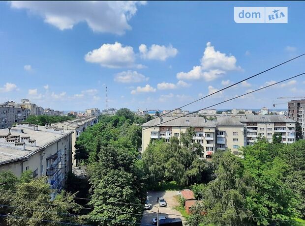 Продаж трикімнатної квартири в Івано-Франківську на вул. Бандери Степана район Центр фото 1 Продаж трикімнатної квартири в Івано-Франківську на вул. Бандери Степана район Центр фото 1