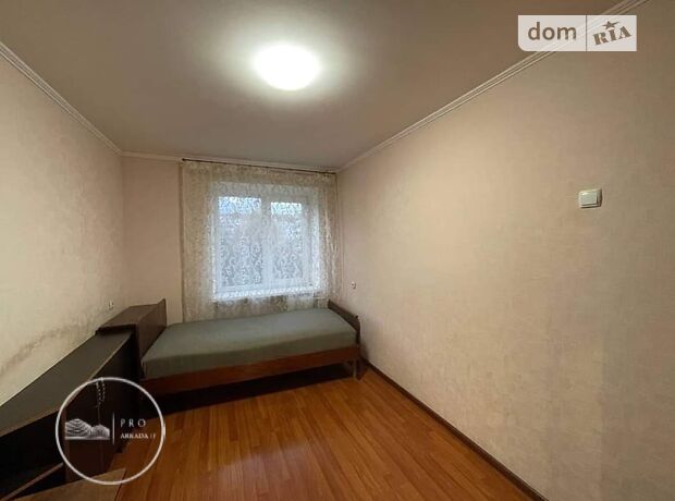 Продаж трикімнатної квартири в Івано-Франківську на вул. Бандери Степана 10 район Центр фото 1 Продаж трикімнатної квартири в Івано-Франківську на вул. Бандери Степана 10 район Центр фото 1