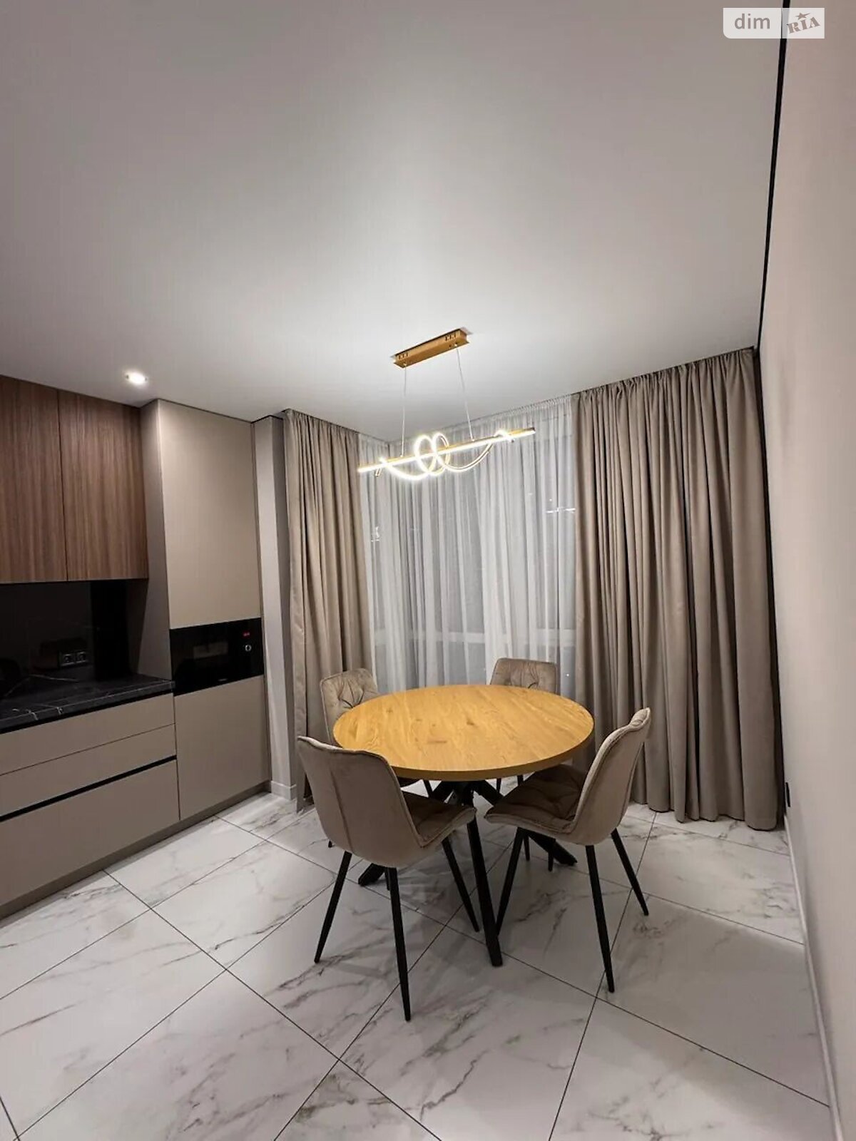 Продажа двухкомнатной квартиры в Ивано-Франковске, на ул. Бандеры Степана 79, район Центр фото 1