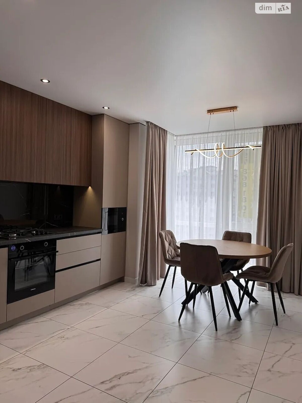 Продажа двухкомнатной квартиры в Ивано-Франковске, на ул. Бандеры Степана 79, район Центр фото 1