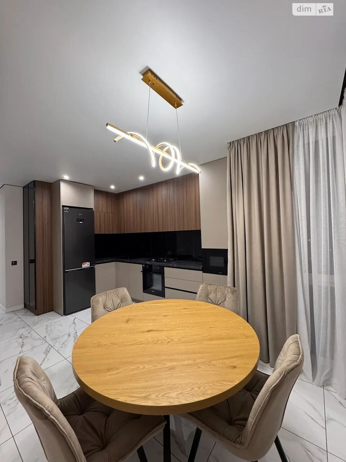 Продажа двухкомнатной квартиры в Ивано-Франковске, на ул. Бандеры Степана 79, район Центр фото 1