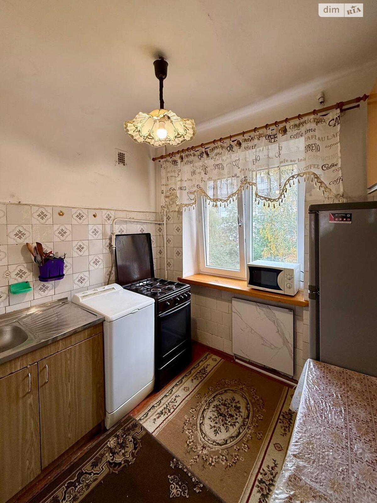 Продажа трехкомнатной квартиры в Ивано-Франковске, на ул. Бандеры Степана 4, кв. 45, район Центр фото 1