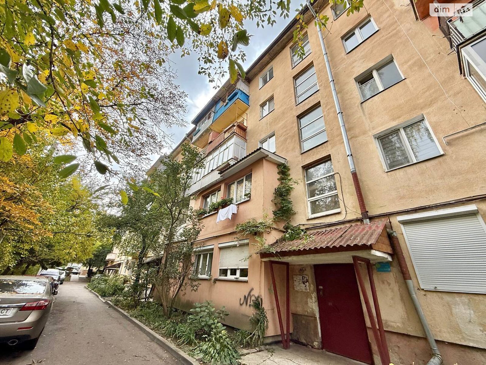 Продажа трехкомнатной квартиры в Ивано-Франковске, на ул. Бандеры Степана 4, кв. 45, район Центр фото 1