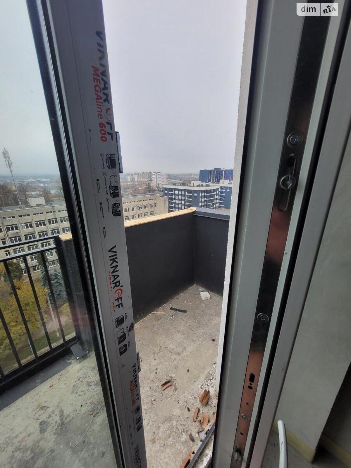 Продажа двухкомнатной квартиры в Ивано-Франковске, на ул. Бандеры Степана, район Центр фото 1