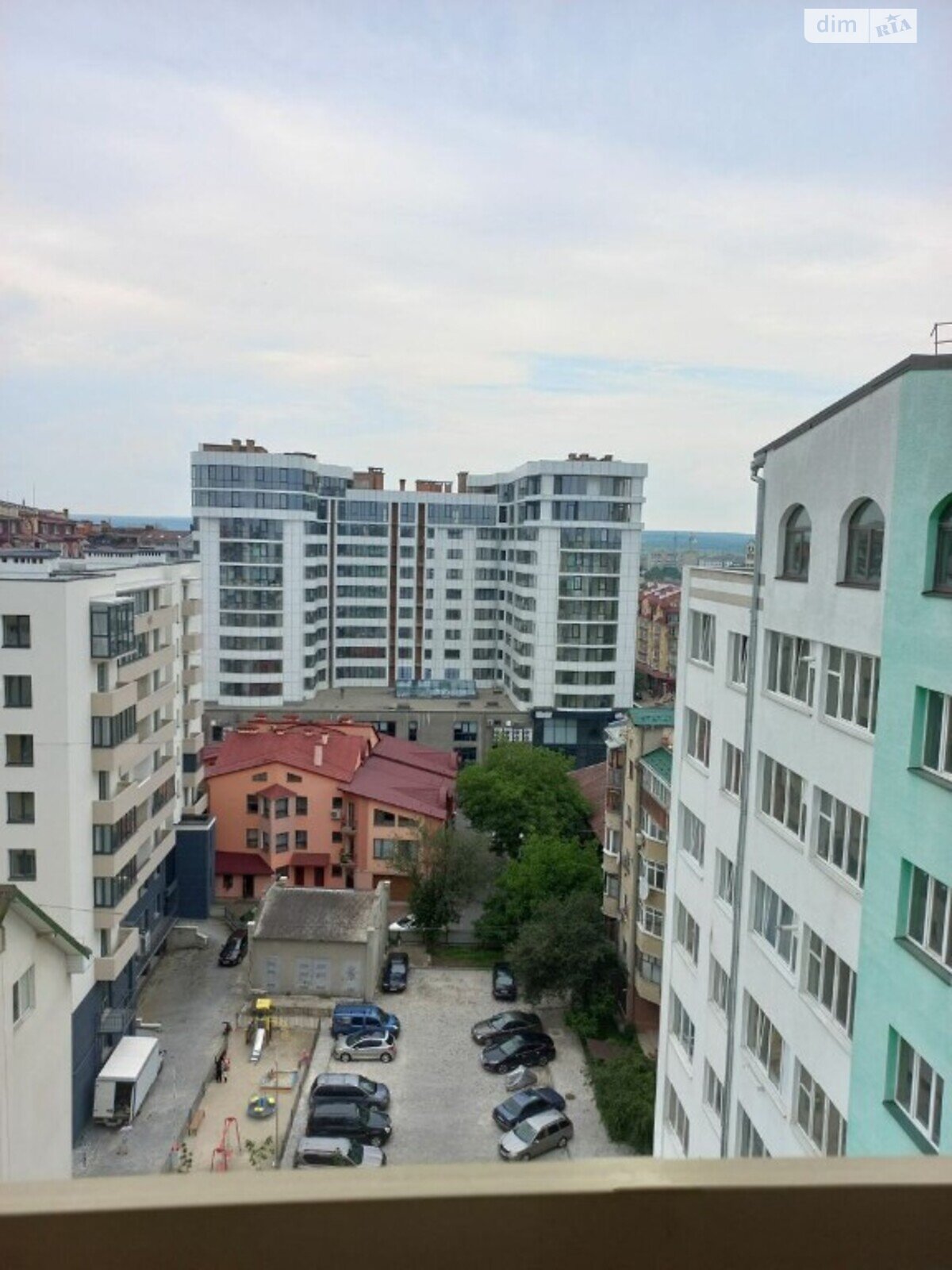 Продажа трехкомнатной квартиры в Ивано-Франковске, на ул. Бельведерська 23, район Центр фото 1 Продажа трехкомнатной квартиры в Ивано-Франковске, на ул. Бельведерська 23, район Центр фото 1