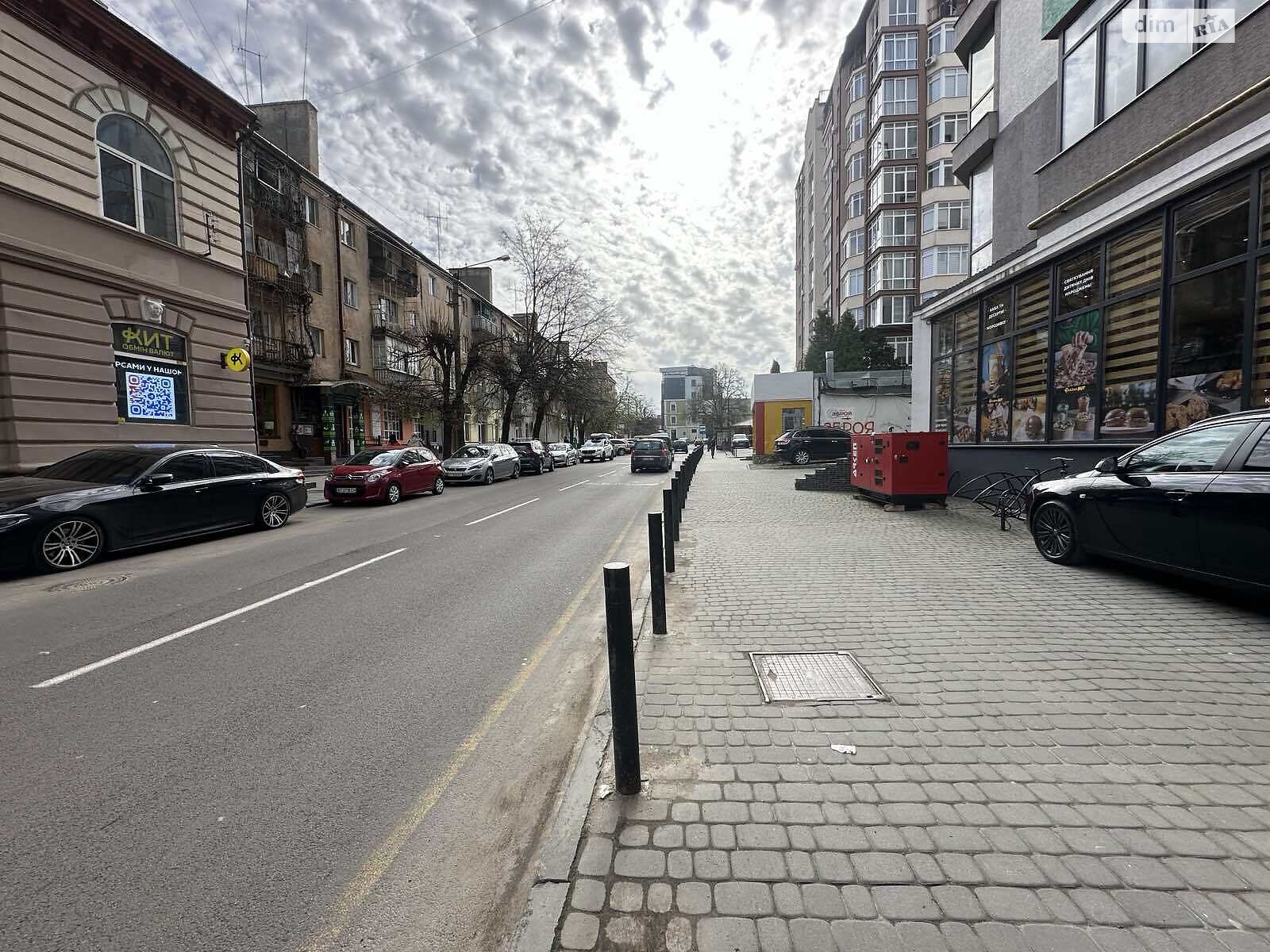 Продажа трехкомнатной квартиры в Ивано-Франковске, на ул. Бельведерська 23, район Центр фото 1 Продажа трехкомнатной квартиры в Ивано-Франковске, на ул. Бельведерська 23, район Центр фото 1