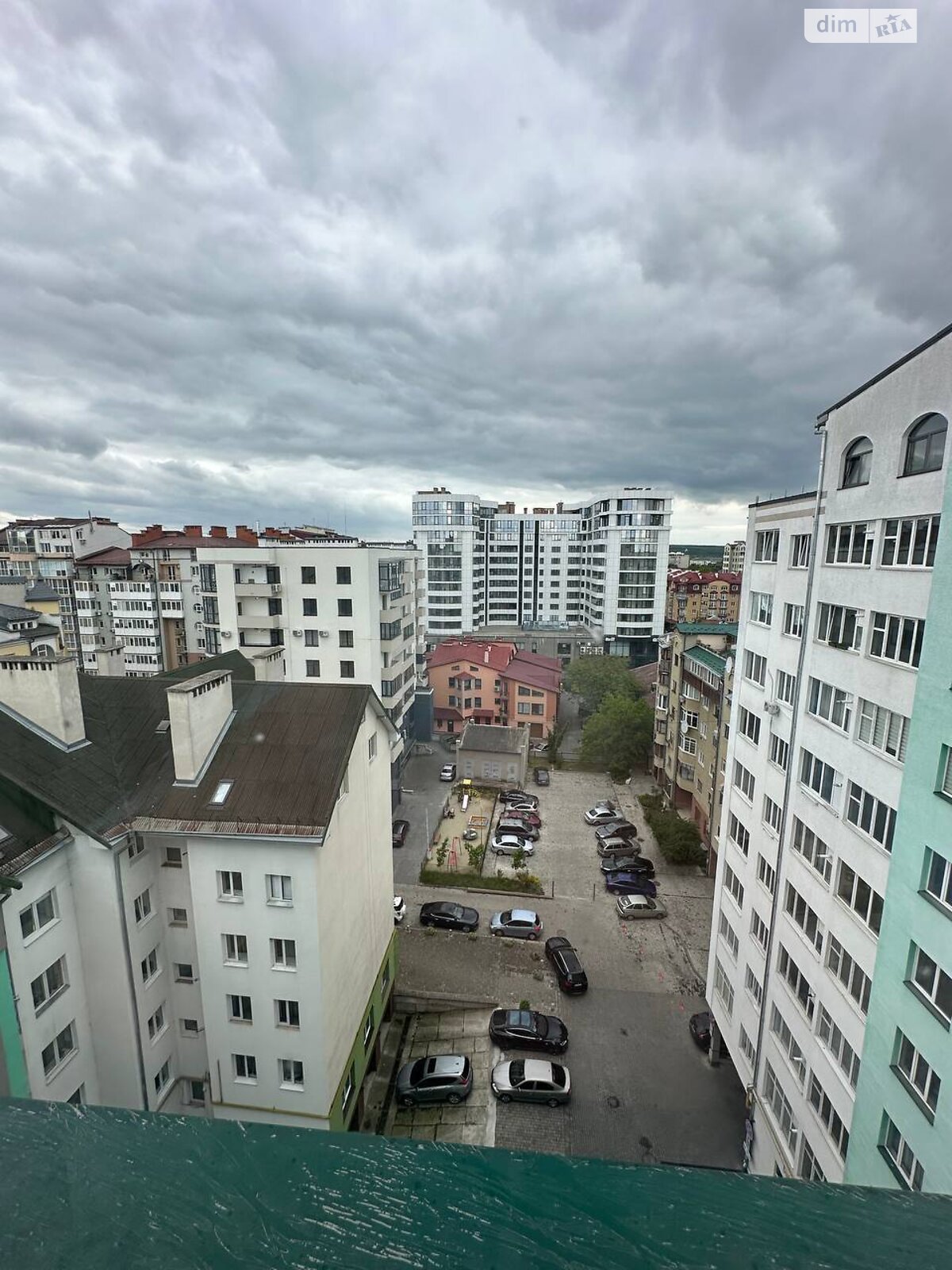 Продажа трехкомнатной квартиры в Ивано-Франковске, на ул. Бельведерська, район Центр фото 1 Продажа трехкомнатной квартиры в Ивано-Франковске, на ул. Бельведерська, район Центр фото 1