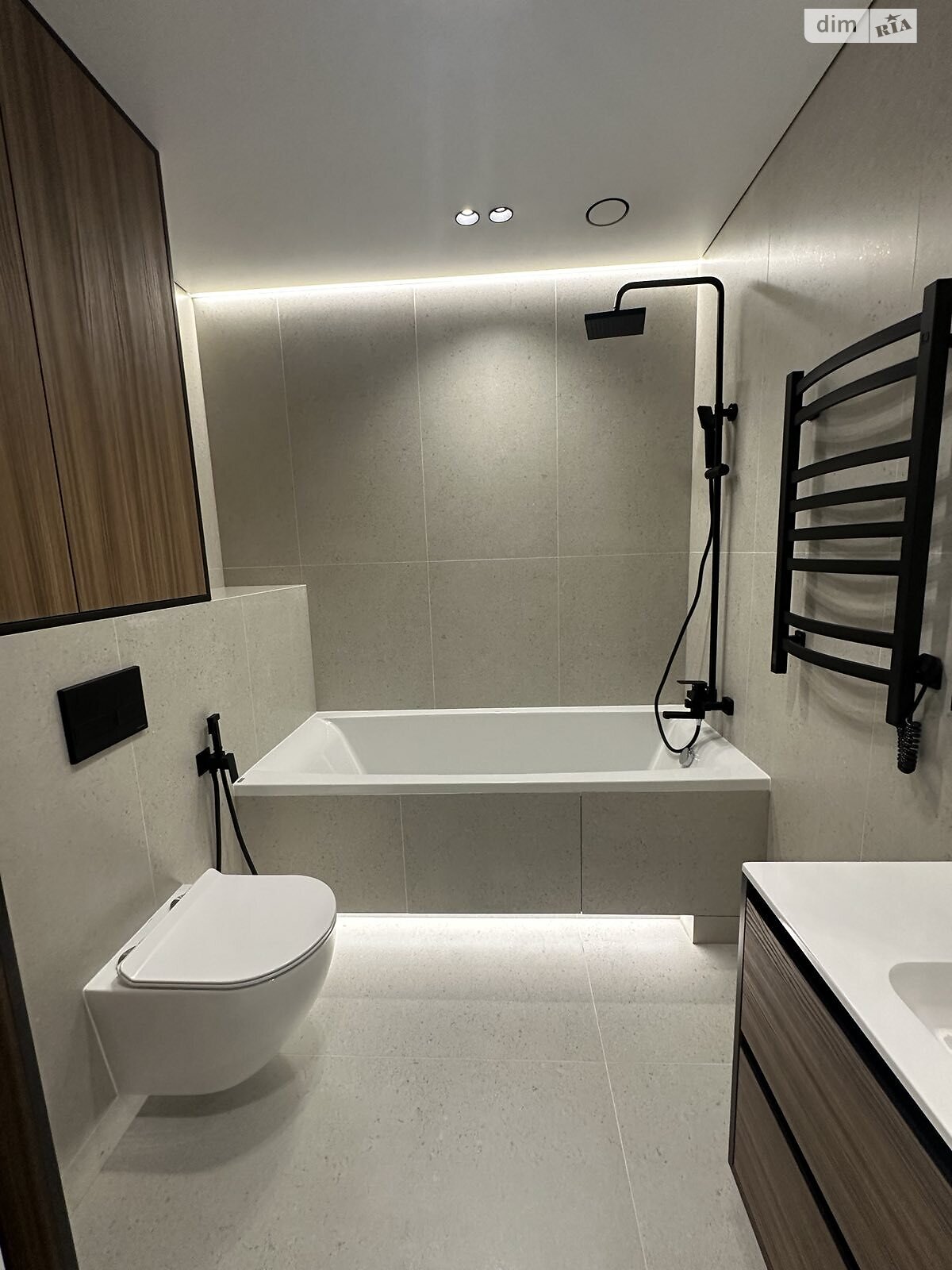 Продаж однокімнатної квартири в Івано-Франківську, на вул. Бельведерська 32Б, район Центр фото 1