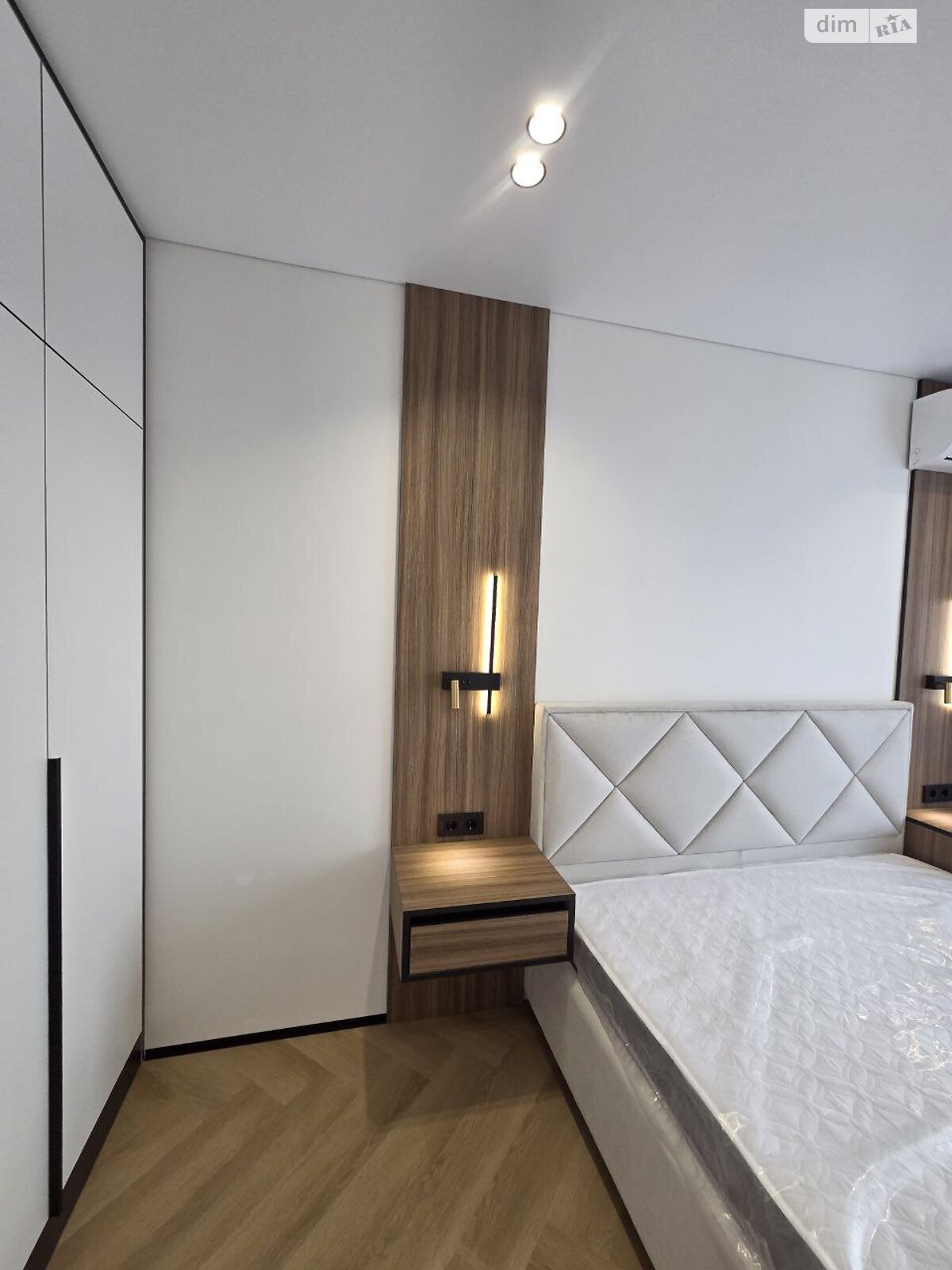 Продаж однокімнатної квартири в Івано-Франківську, на вул. Бельведерська 32Б, район Центр фото 1