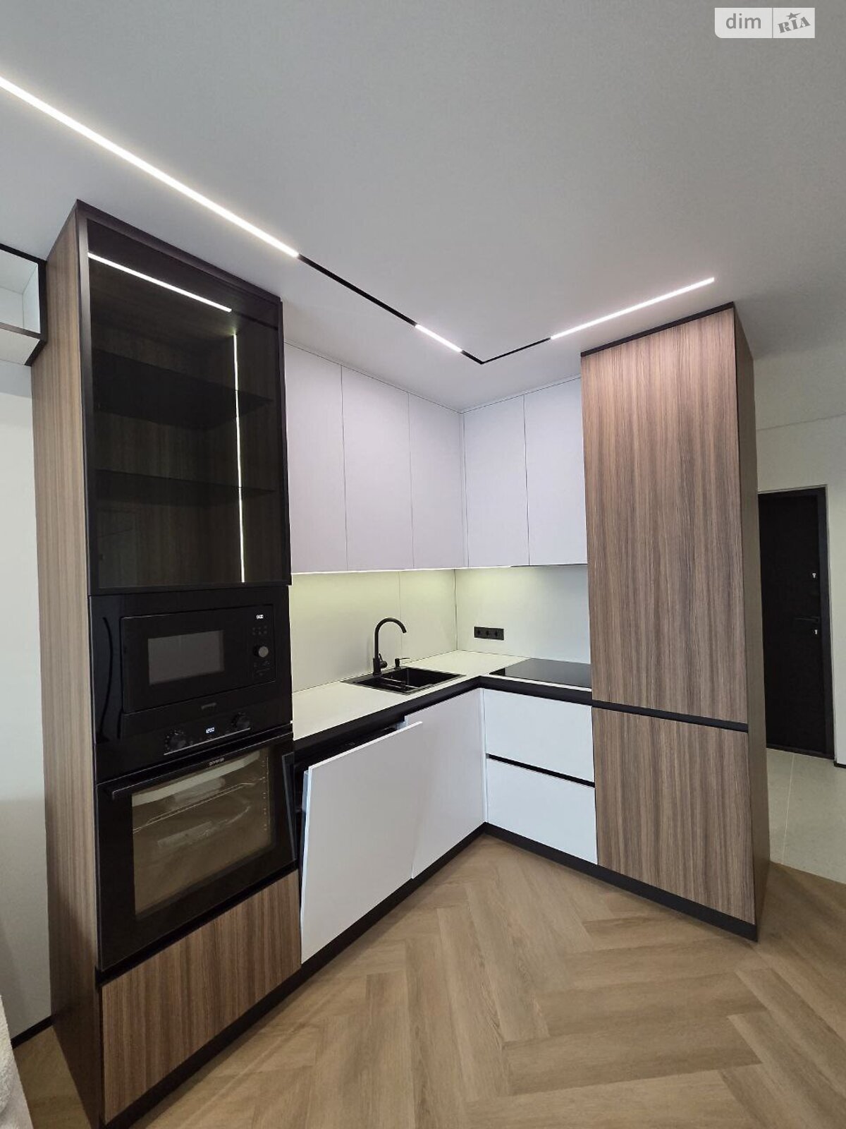 Продаж однокімнатної квартири в Івано-Франківську, на вул. Бельведерська 32Б, район Центр фото 1