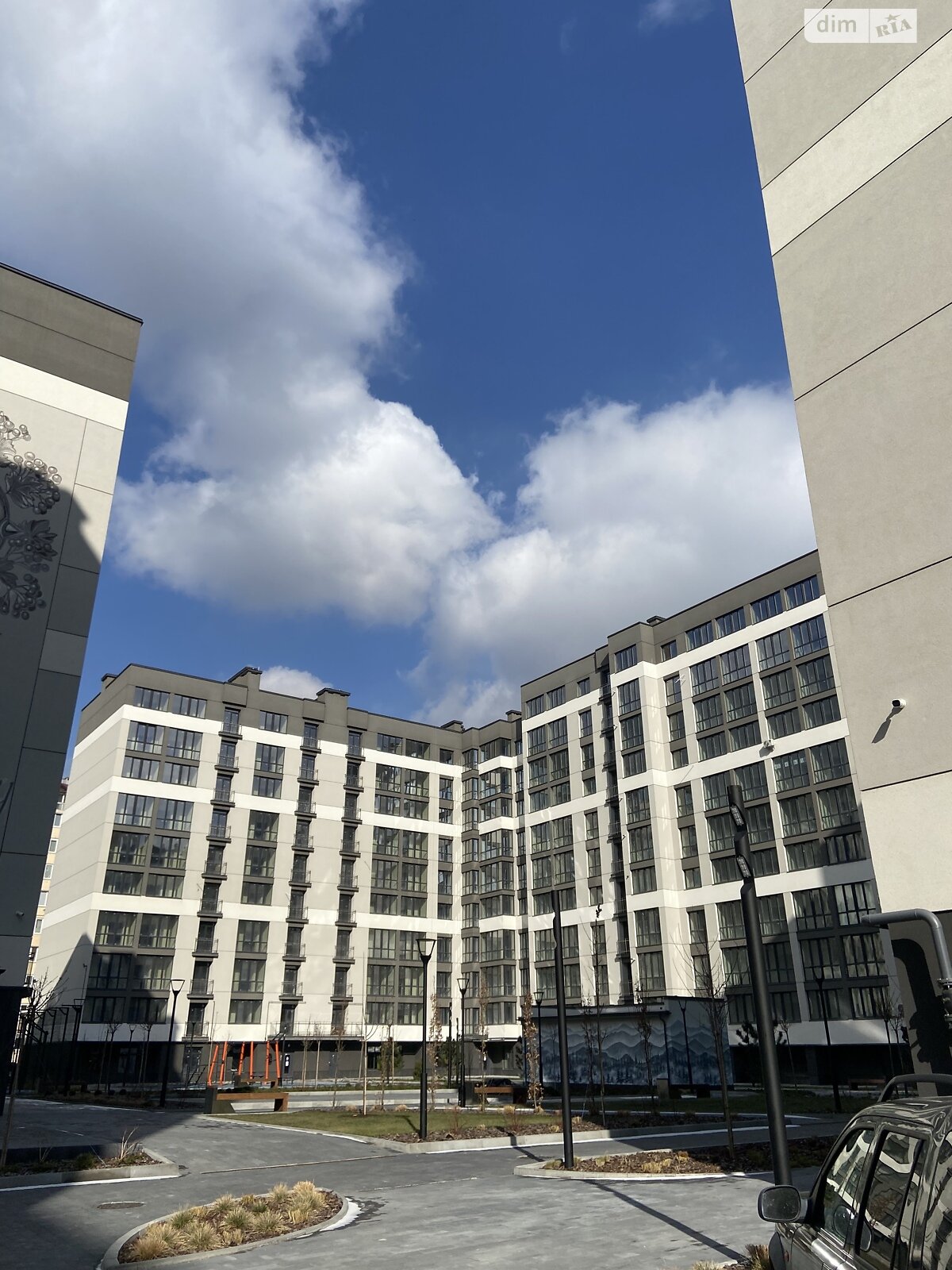 Продаж двокімнатної квартири в Івано-Франківську, на вул. Довженка О., район Центр фото 1 Продаж двокімнатної квартири в Івано-Франківську, на вул. Довженка О., район Центр фото 1