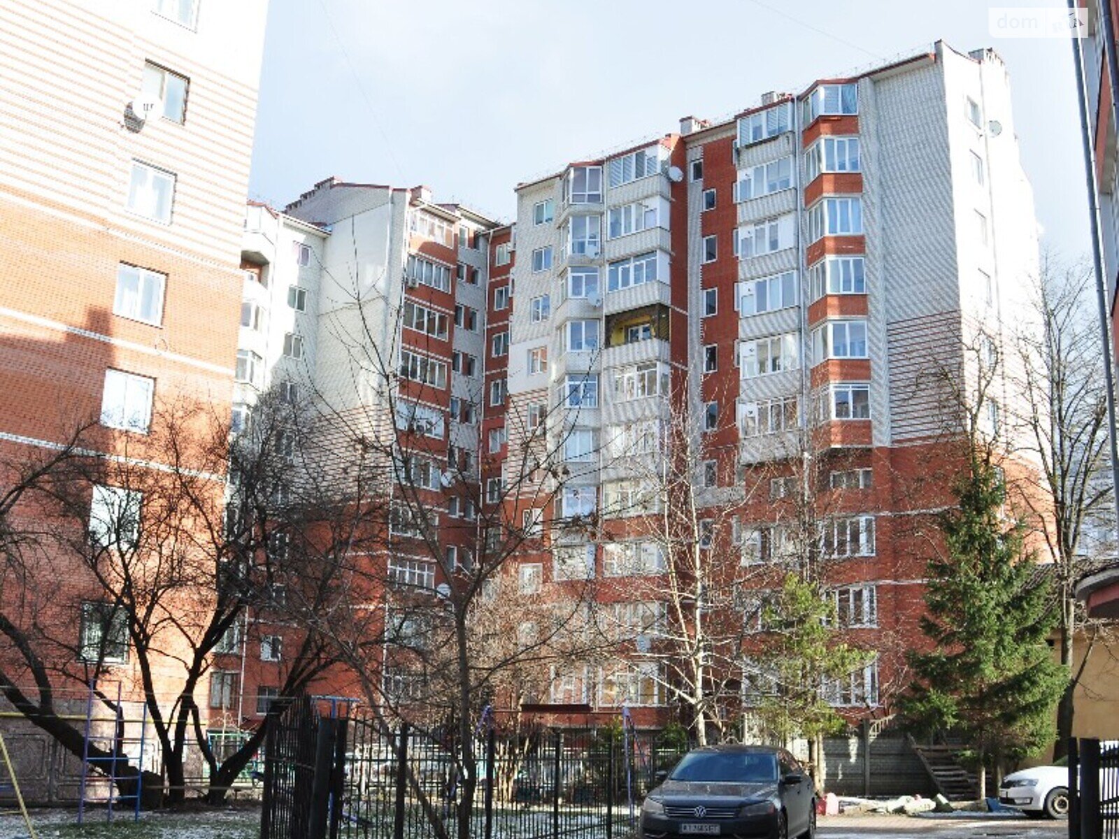 Продажа трехкомнатной квартиры в Ивано-Франковске, на ул. Галицкая, район Центр фото 1