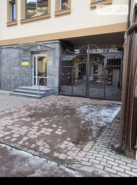 Продаж трикімнатної квартири в Івано-Франківську на вул. Галицька 33 район Центр фото 1 Продаж трикімнатної квартири в Івано-Франківську на вул. Галицька 33 район Центр фото 1
