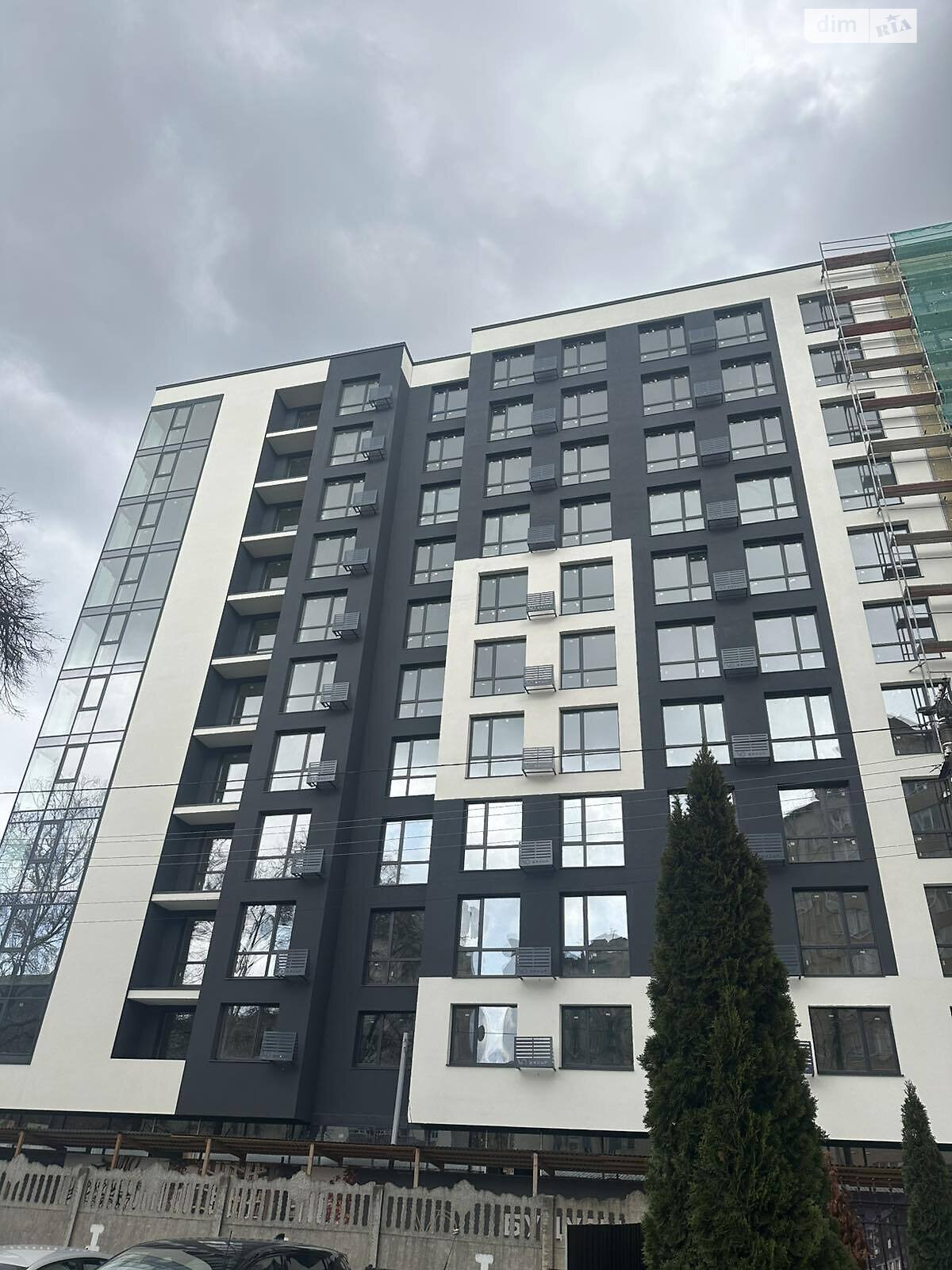 Продаж двокімнатної квартири в Івано-Франківську, на вул. Гарбарська 31, район Центр фото 1 Продаж двокімнатної квартири в Івано-Франківську, на вул. Гарбарська 31, район Центр фото 1