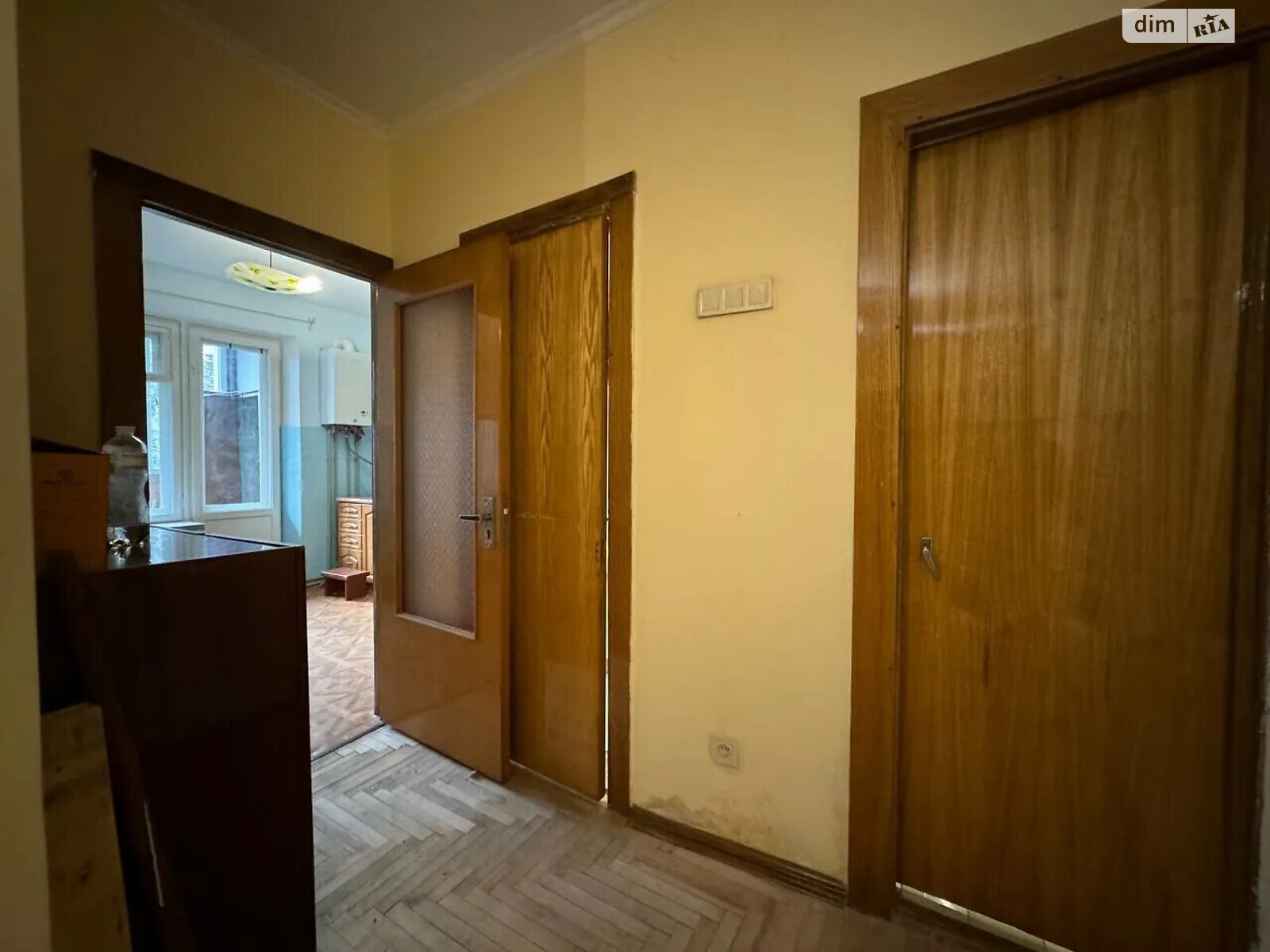 Продаж двокімнатної квартири в Івано-Франківську, на вул. Героїв Києва 5, район Центр фото 1 Продаж двокімнатної квартири в Івано-Франківську, на вул. Героїв Києва 5, район Центр фото 1
