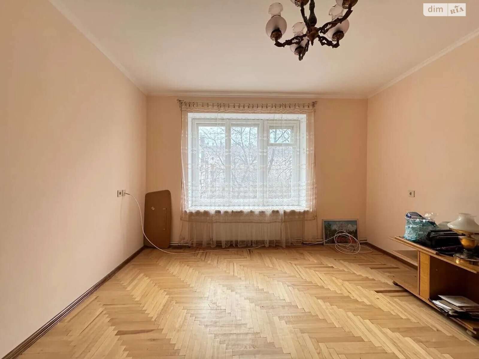 Продаж двокімнатної квартири в Івано-Франківську, на вул. Героїв Києва 5, район Центр фото 1 Продаж двокімнатної квартири в Івано-Франківську, на вул. Героїв Києва 5, район Центр фото 1