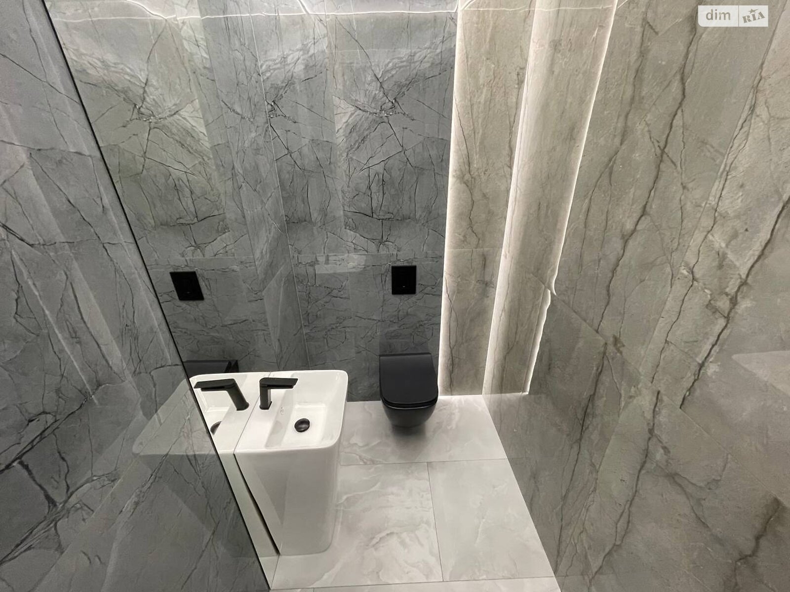 Продажа двухкомнатной квартиры в Ивано-Франковске, на ул. Гетьмана Ивана Мазепы 138А, район Центр фото 1 Продажа двухкомнатной квартиры в Ивано-Франковске, на ул. Гетьмана Ивана Мазепы 138А, район Центр фото 1