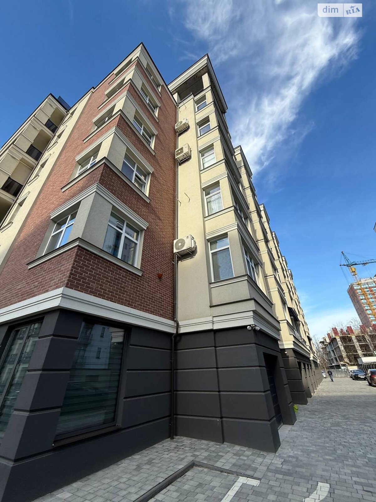 Продажа трехкомнатной квартиры в Ивано-Франковске, на ул. Гетьмана Ивана Мазепы 144, район Центр фото 1 Продажа трехкомнатной квартиры в Ивано-Франковске, на ул. Гетьмана Ивана Мазепы 144, район Центр фото 1
