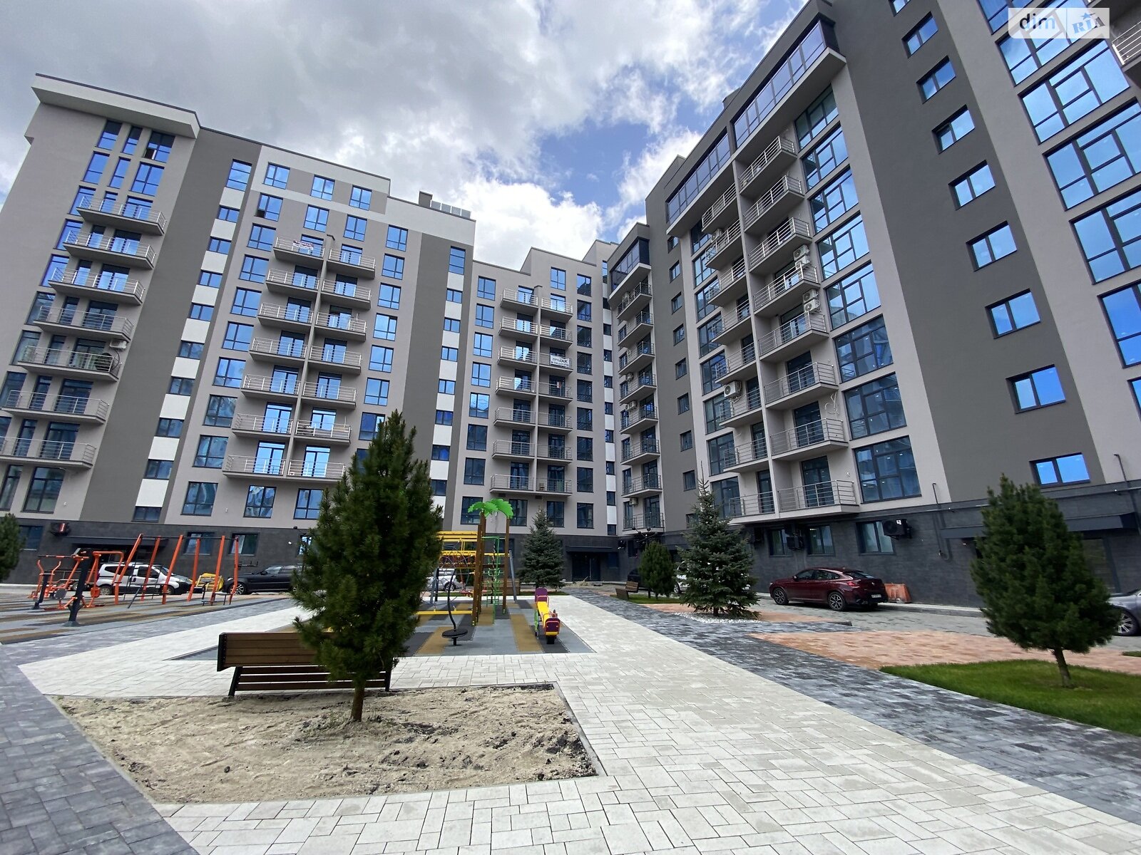 Продажа трехкомнатной квартиры в Ивано-Франковске, на ул. Гетьмана Ивана Мазепы 160А, район Центр фото 1