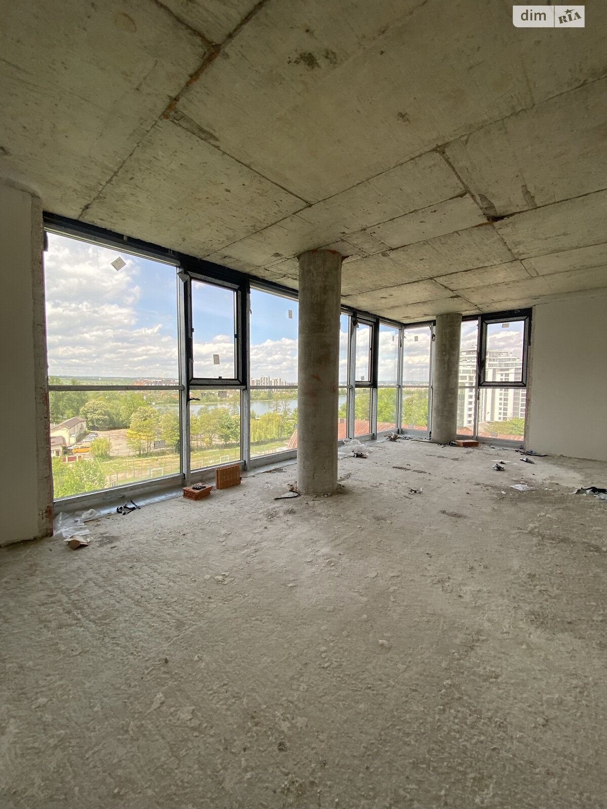 Продажа трехкомнатной квартиры в Ивано-Франковске, на ул. Гетьмана Ивана Мазепы 160А, район Центр фото 1