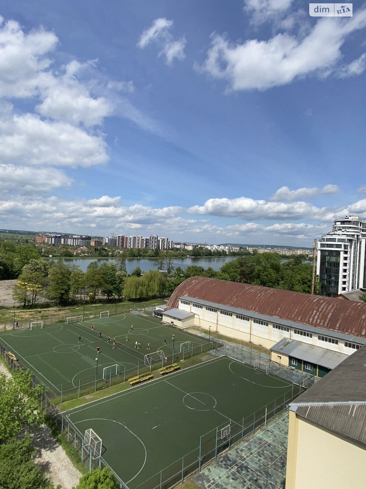 Продажа трехкомнатной квартиры в Ивано-Франковске, на ул. Гетьмана Ивана Мазепы 160А, район Центр фото 1