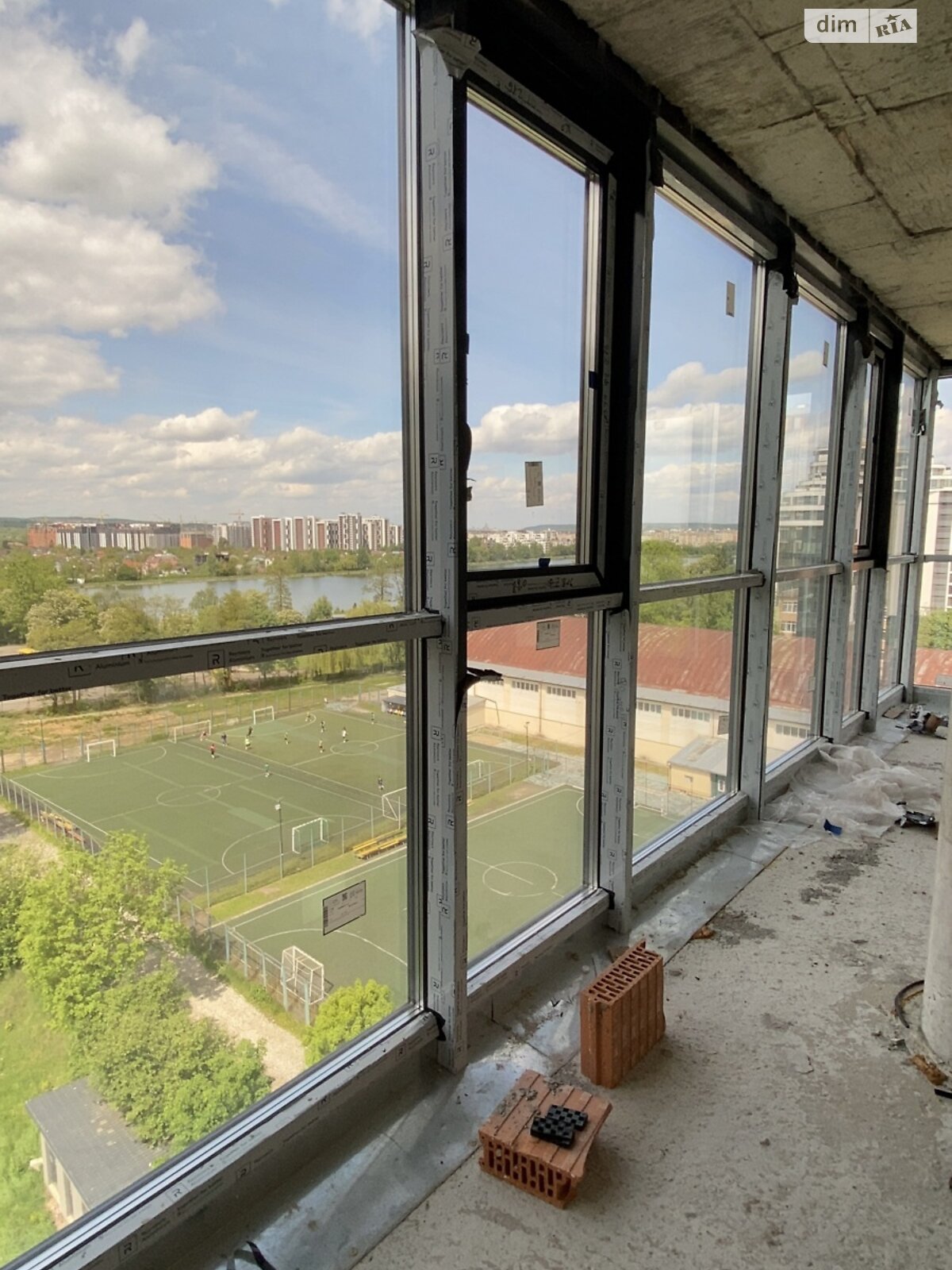 Продажа трехкомнатной квартиры в Ивано-Франковске, на ул. Гетьмана Ивана Мазепы 160А, район Центр фото 1