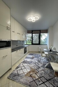 Продаж двокімнатної квартири в Івано-Франківську, на вул. Гетьмана Івана Мазепи 138А, район Центр фото 2