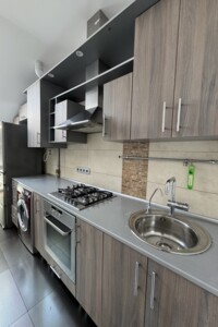 Продажа двухкомнатной квартиры в Ивано-Франковске, на ул. Гетьмана Ивана Мазепы 87А, район Центр фото 2