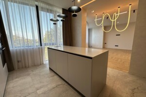 Продажа трехкомнатной квартиры в Ивано-Франковске, на ул. Гетьмана Ивана Мазепы 138А, район Центр фото 2