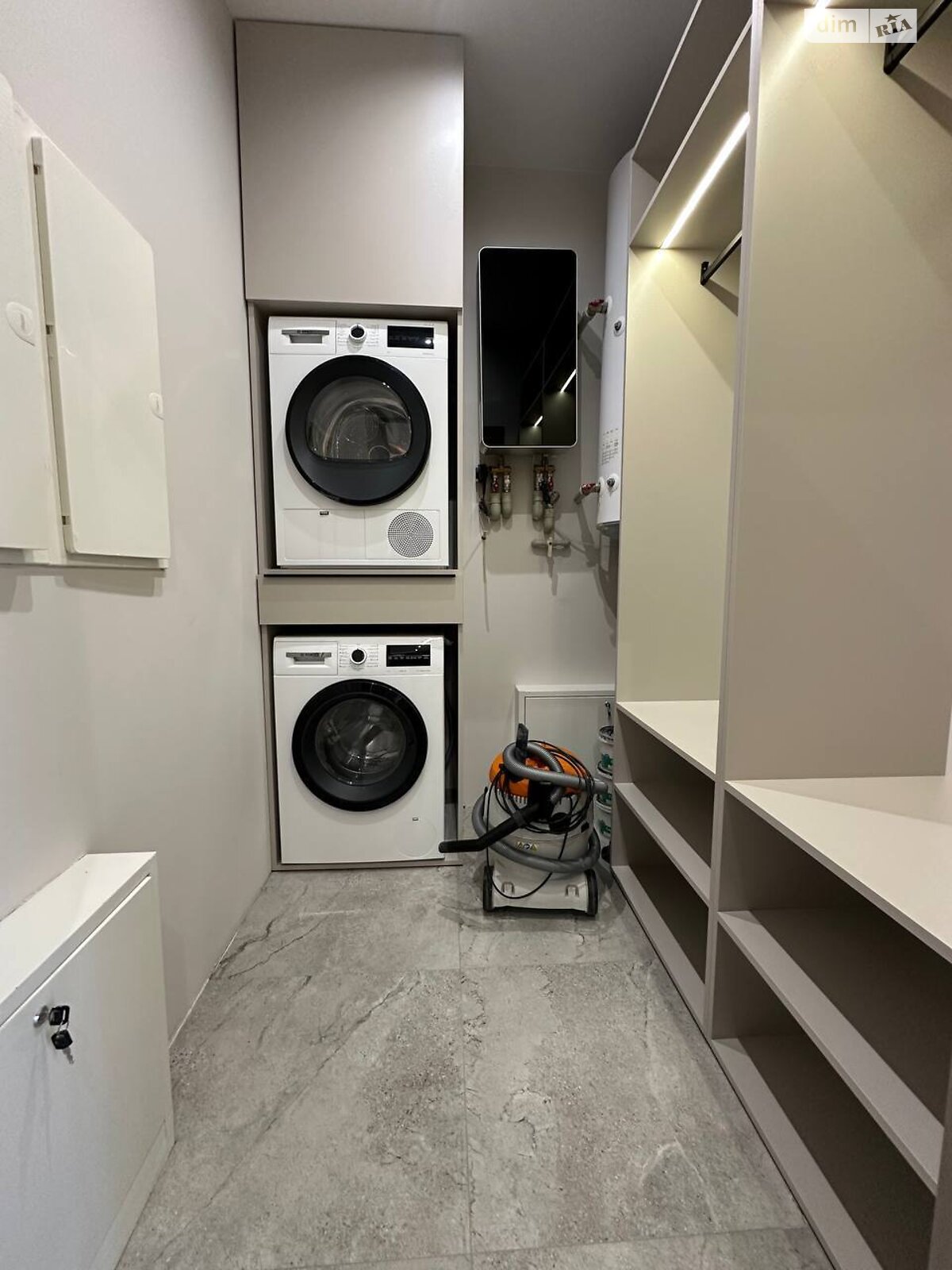 Продажа трехкомнатной квартиры в Ивано-Франковске, на ул. Гетьмана Ивана Мазепы 138А, район Центр фото 1