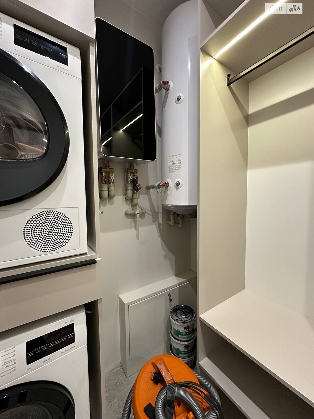 Продажа трехкомнатной квартиры в Ивано-Франковске, на ул. Гетьмана Ивана Мазепы 138А, район Центр фото 1