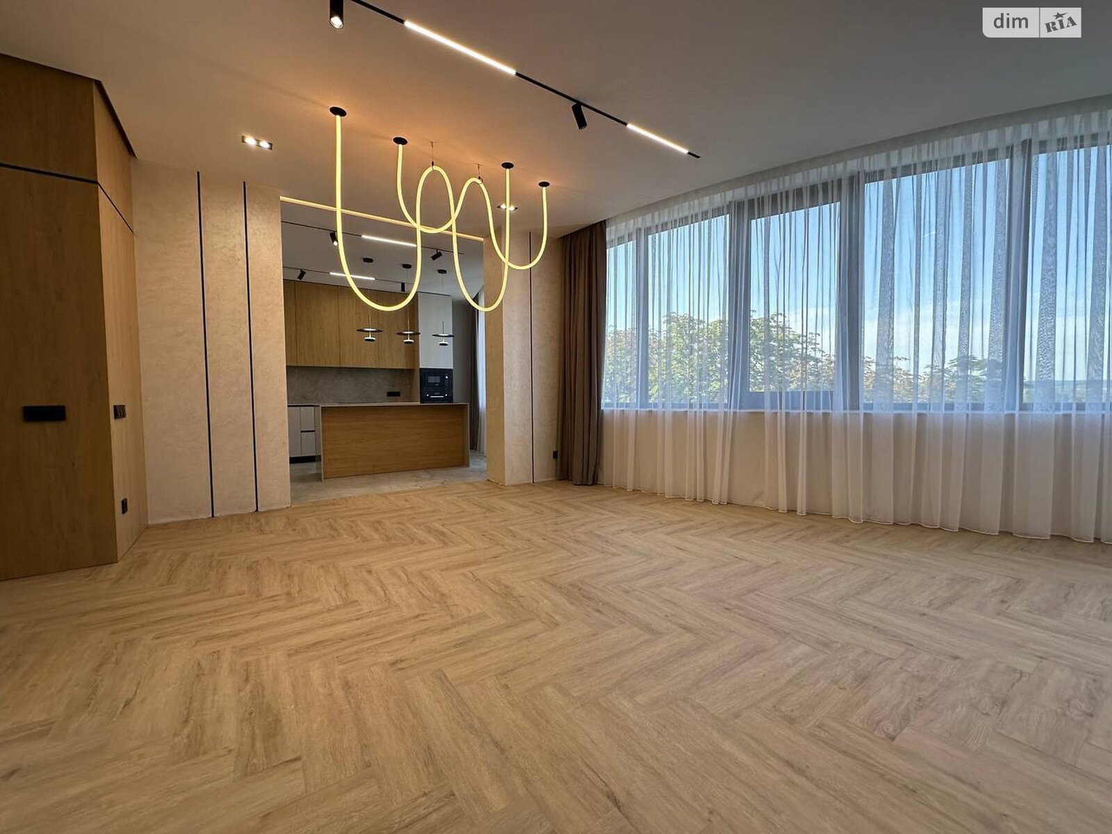 Продажа трехкомнатной квартиры в Ивано-Франковске, на ул. Гетьмана Ивана Мазепы 138А, район Центр фото 1