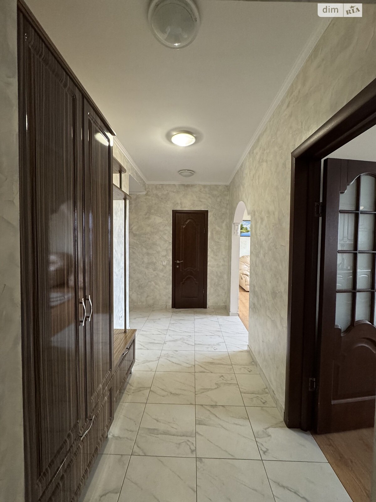 Продаж двокімнатної квартири в Івано-Франківську, на вул. Гетьмана Івана Мазепи 35, район Центр фото 1 Продаж двокімнатної квартири в Івано-Франківську, на вул. Гетьмана Івана Мазепи 35, район Центр фото 1