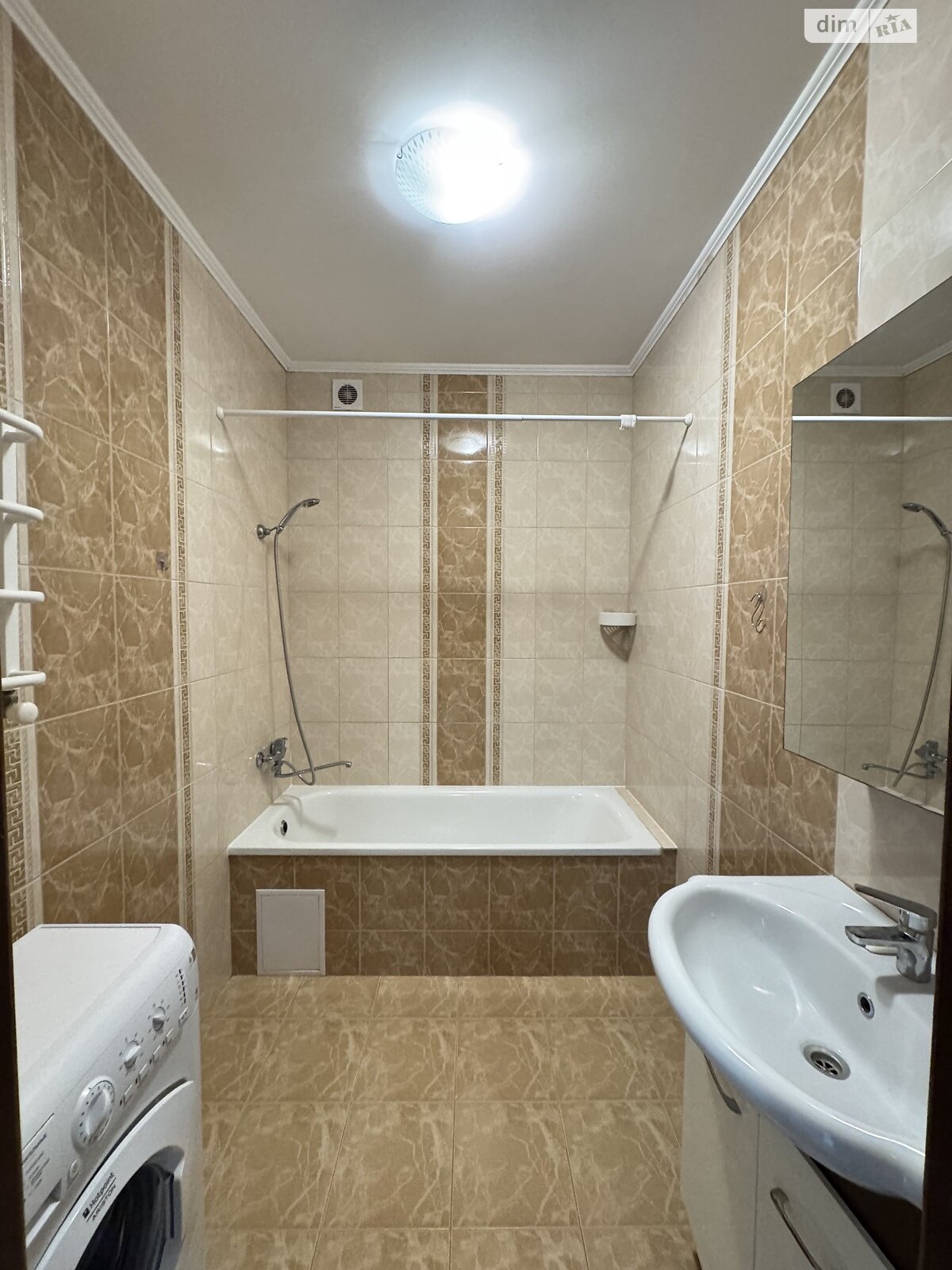 Продаж двокімнатної квартири в Івано-Франківську, на вул. Гетьмана Івана Мазепи 35, район Центр фото 1 Продаж двокімнатної квартири в Івано-Франківську, на вул. Гетьмана Івана Мазепи 35, район Центр фото 1